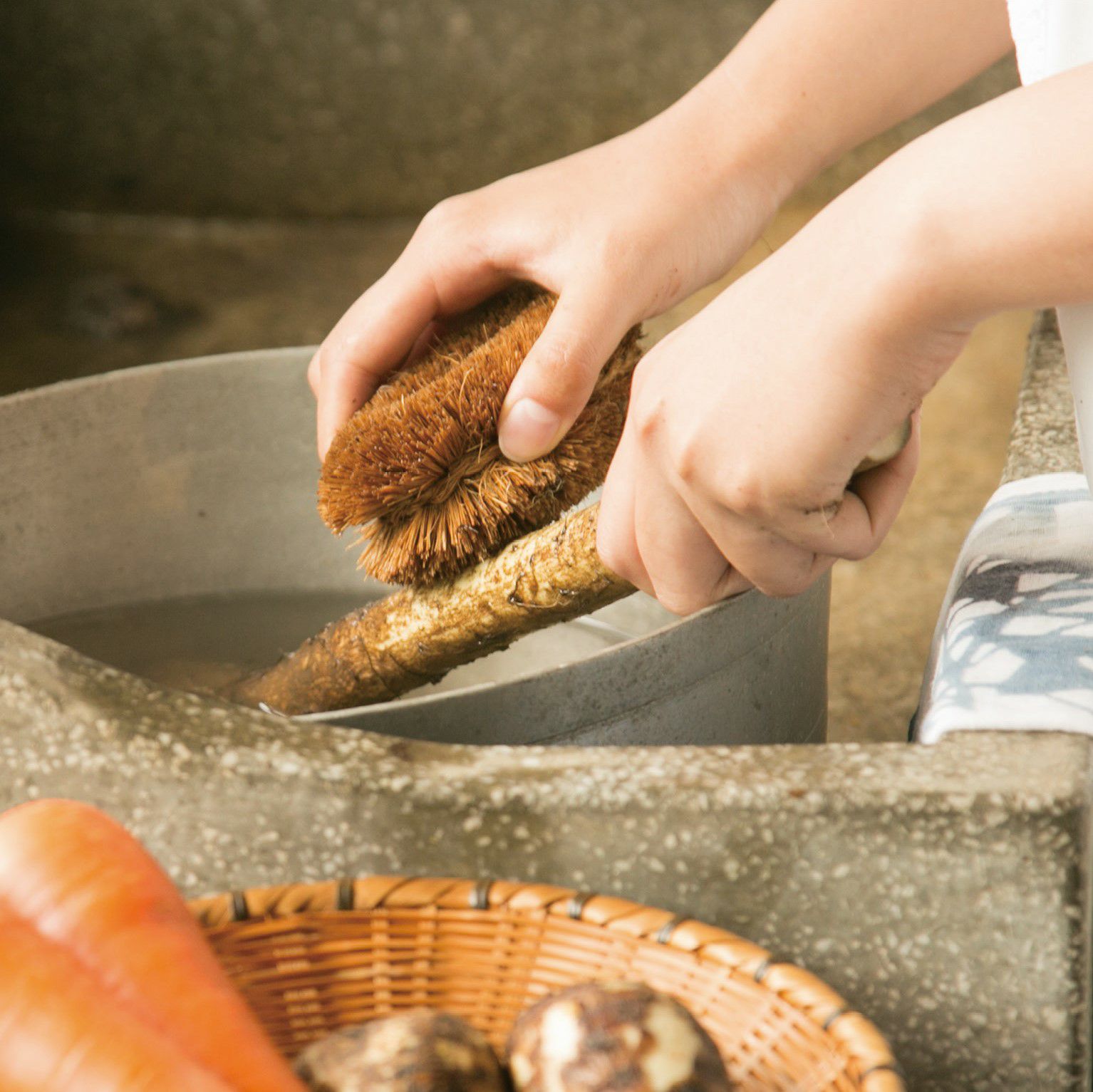 亀の子束子1号 | たわしの元祖亀の子束子の定番サイズ 亀の子束子西尾商店