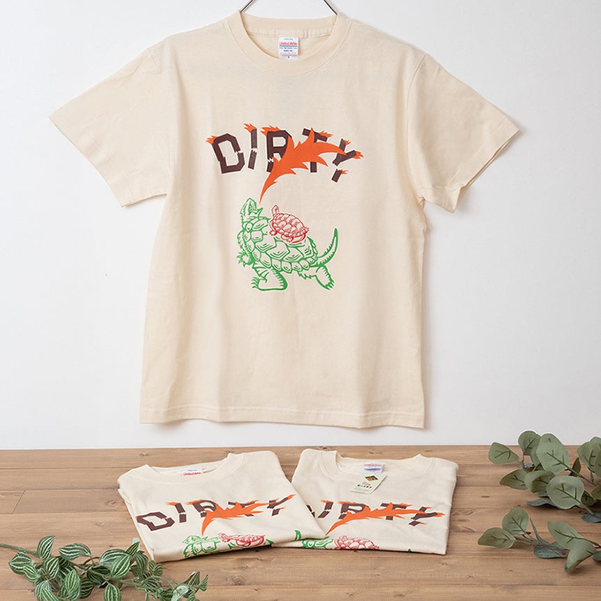ガメラ×亀の子束子 Tシャツ | アパレル - 亀の子束子公式オンラインストア